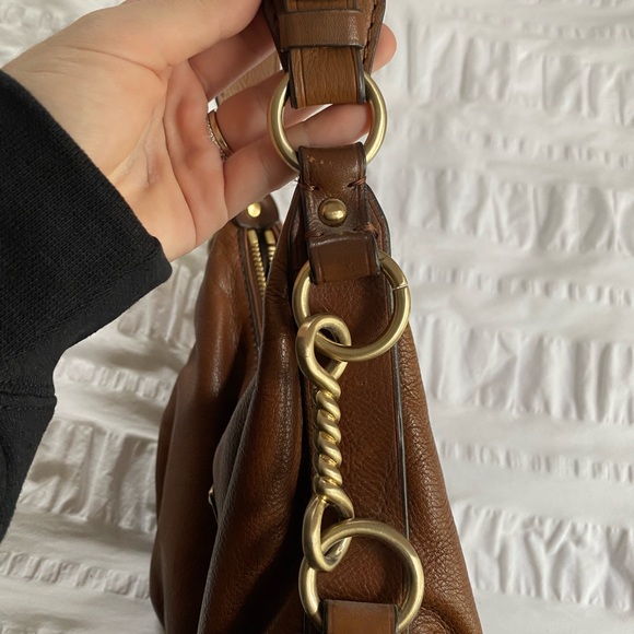 Michael Kors Camel Handbag with gold accents - Picture 3 of 4